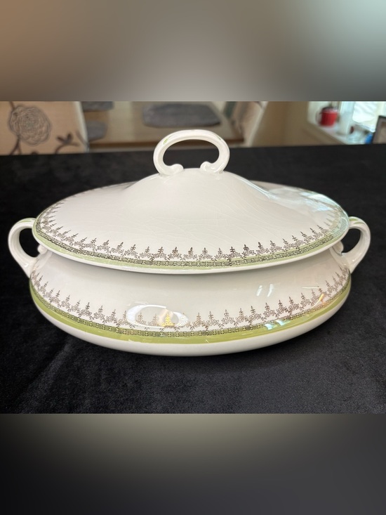Homer Laughlin Other - Vintage Homer Laughlin White Covered Serving Dish with Green and Gold Trim
